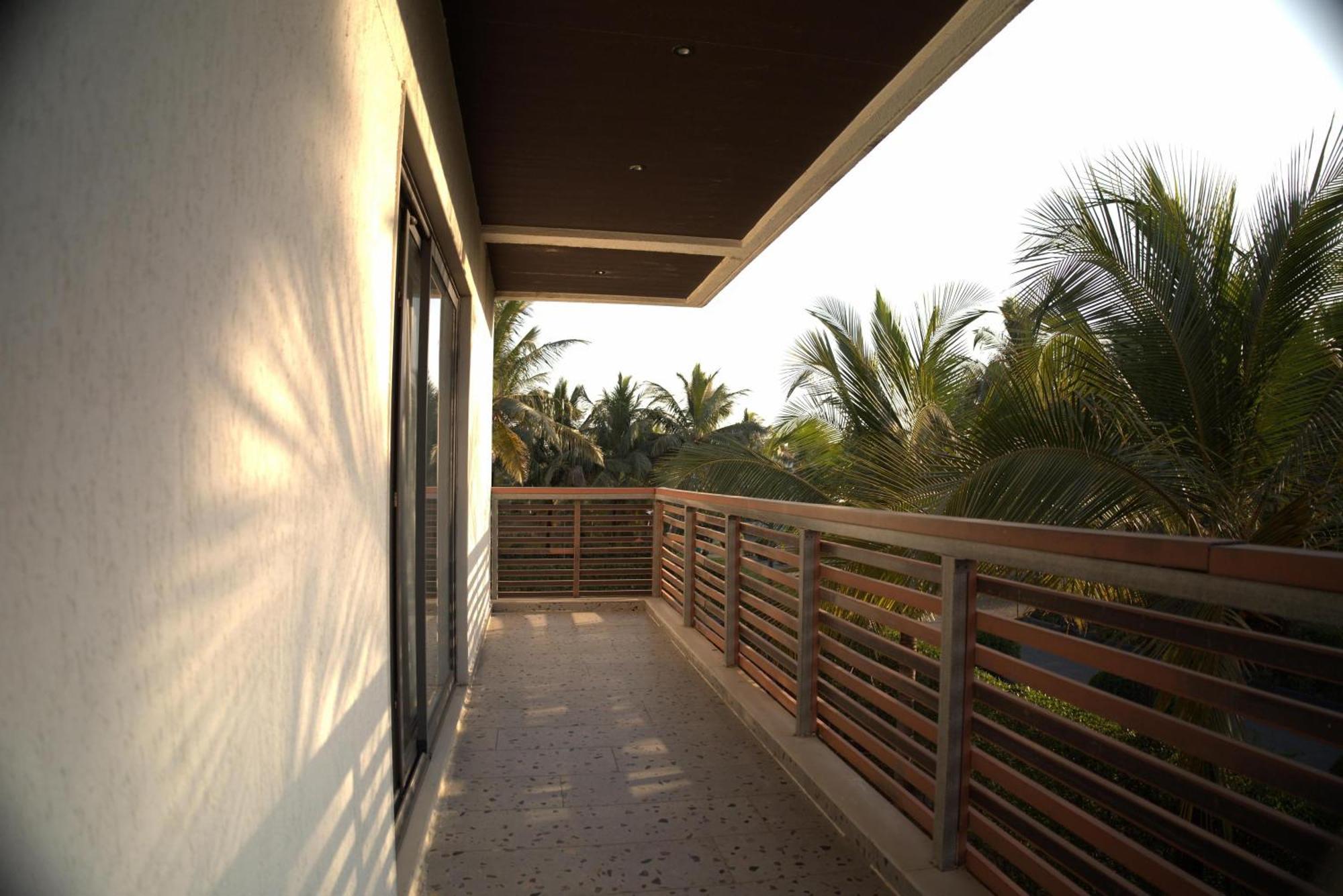 Cassa Marina Beach Resort Damlawari Bagian luar foto