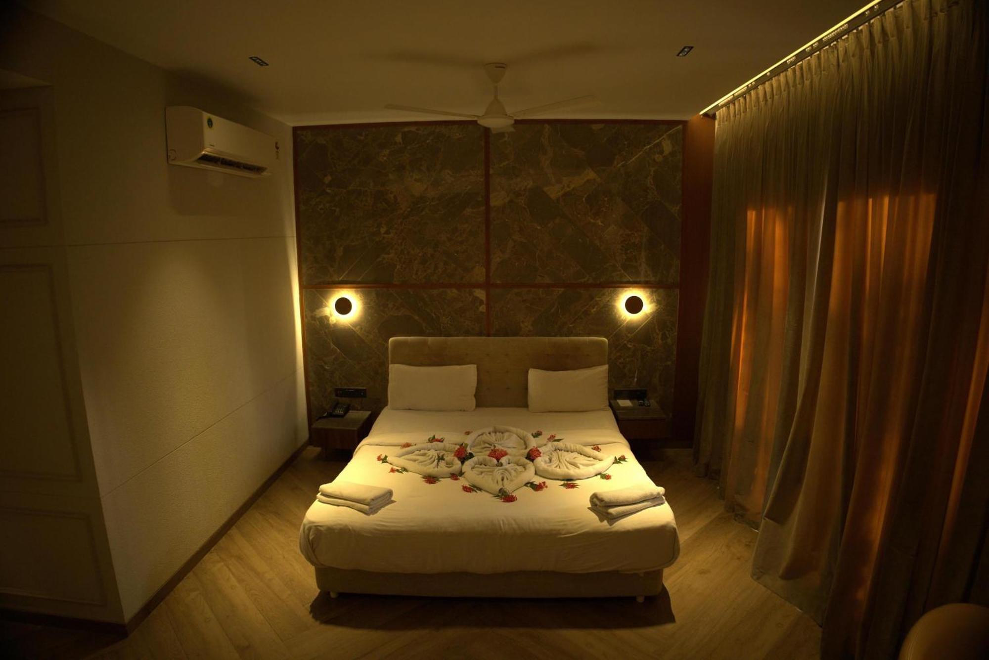 Cassa Marina Beach Resort Damlawari Bagian luar foto